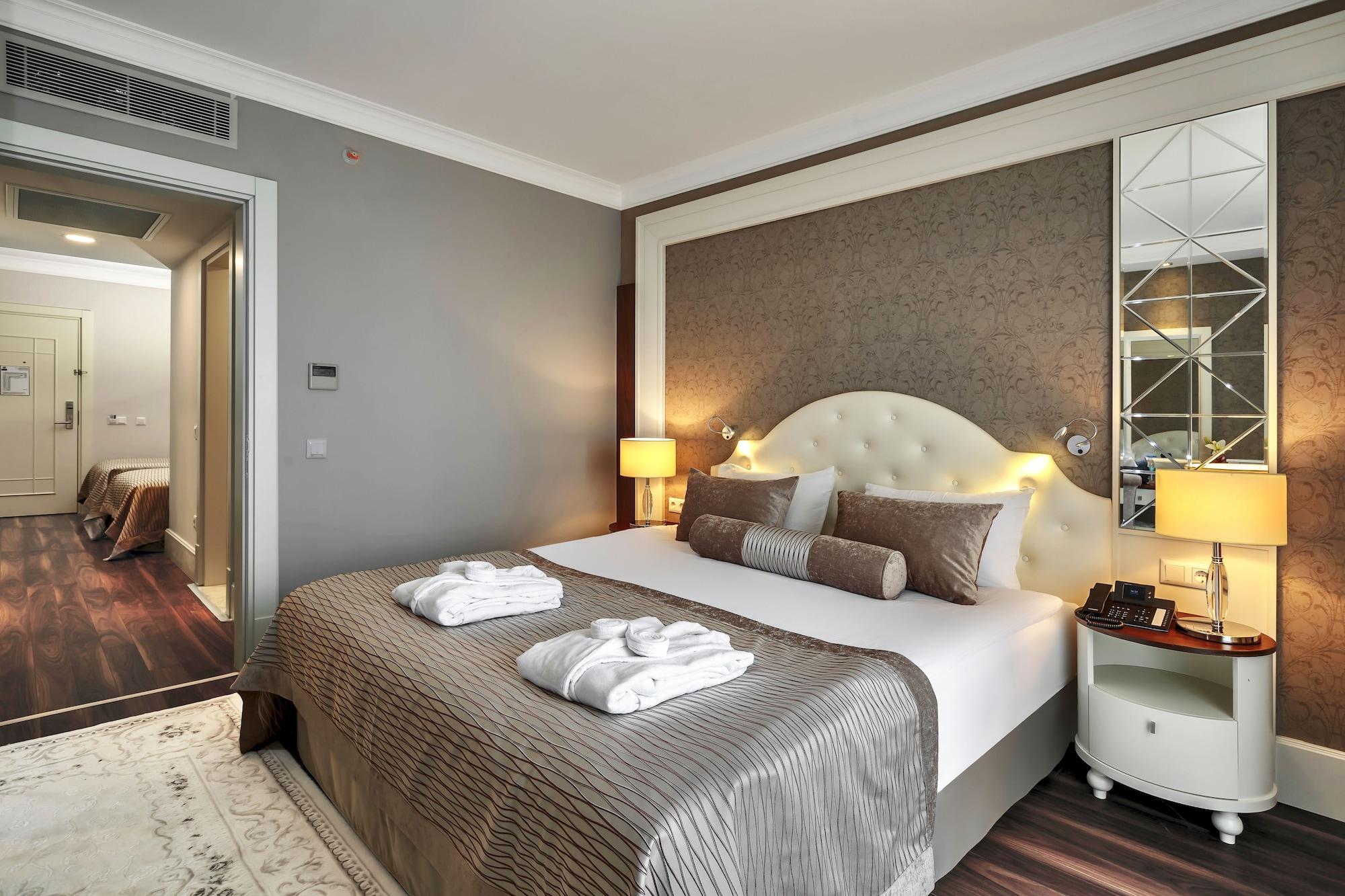 Sunis Efes Royal Palace Resort & Spa Özdere Exterior foto
