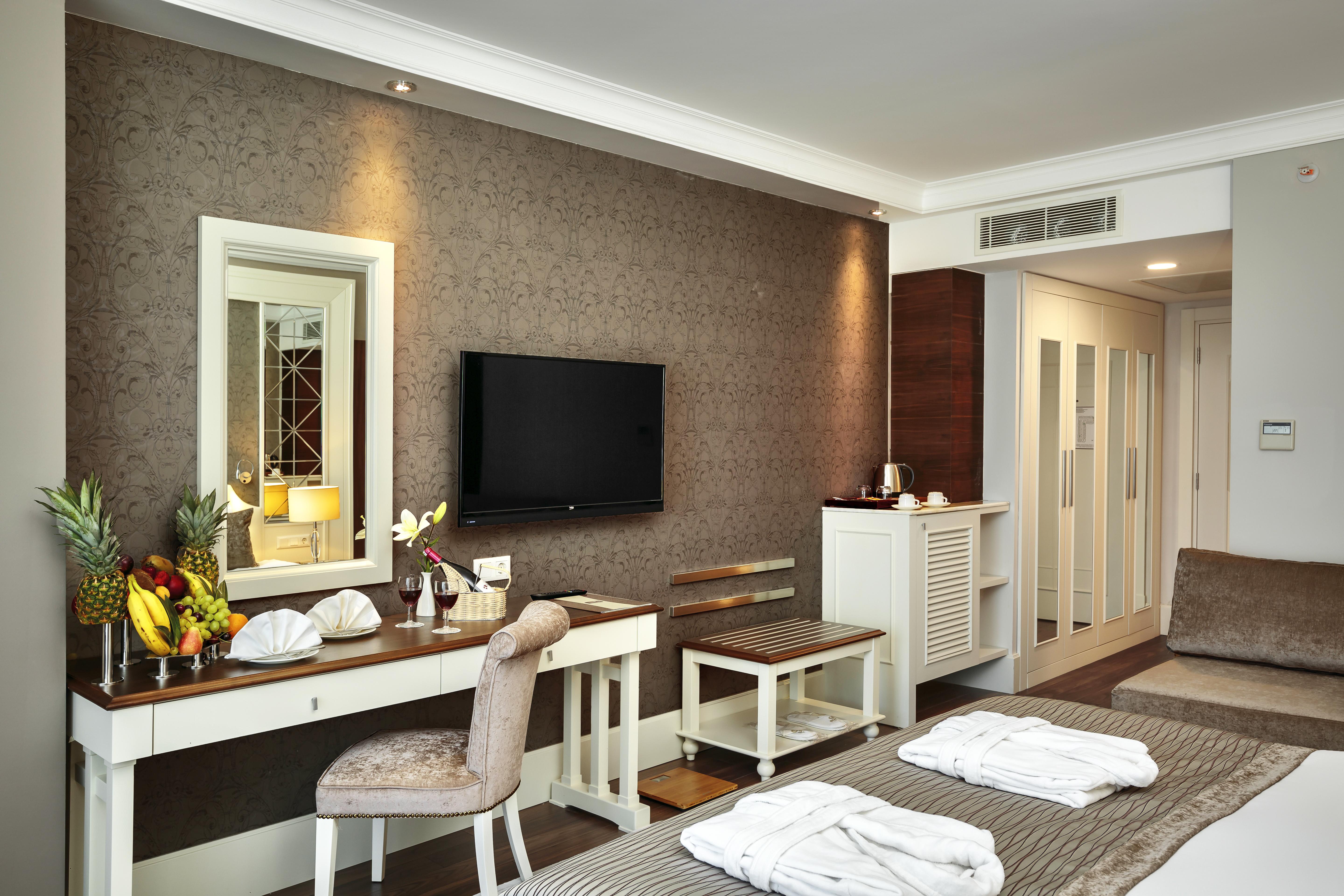 Sunis Efes Royal Palace Resort & Spa Özdere Exterior foto