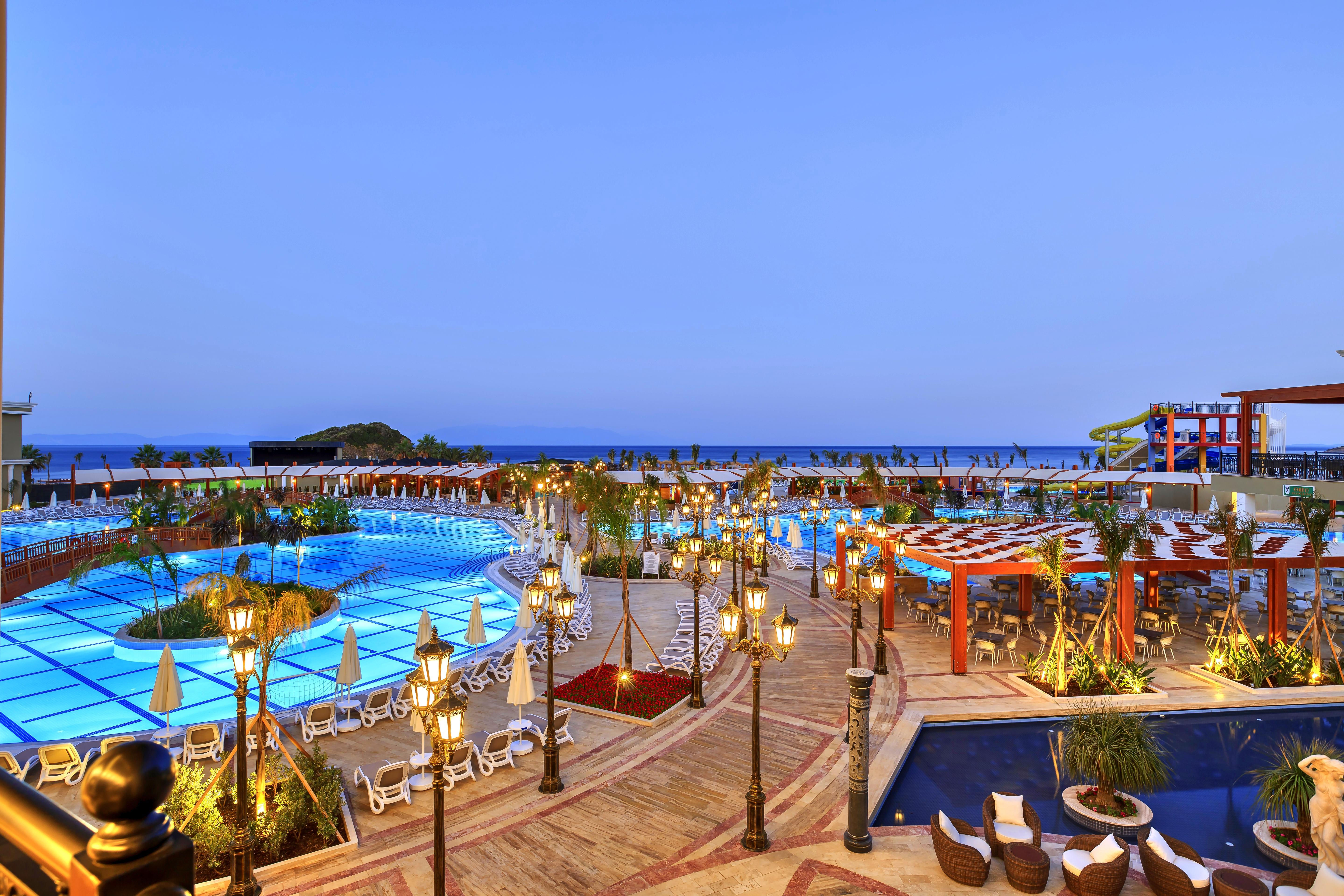 Sunis Efes Royal Palace Resort & Spa Özdere Exterior foto