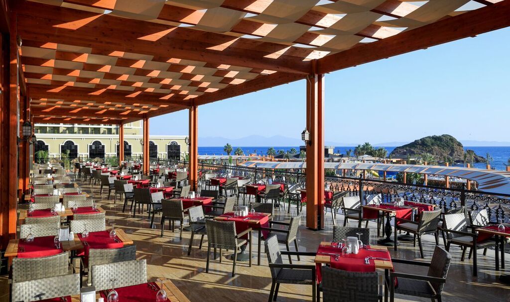 Sunis Efes Royal Palace Resort & Spa Özdere Exterior foto