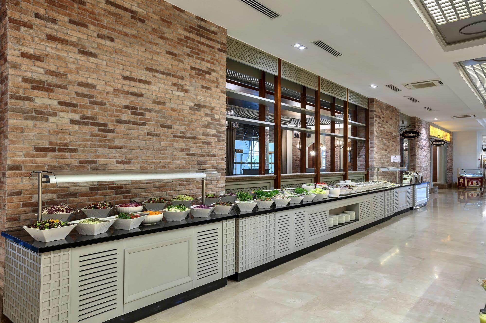 Sunis Efes Royal Palace Resort & Spa Özdere Exterior foto